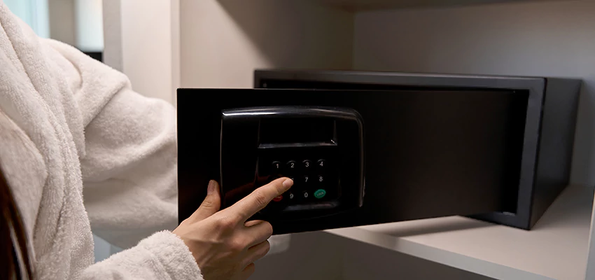 Safe Unlocking Service Company in Willowbrook, California