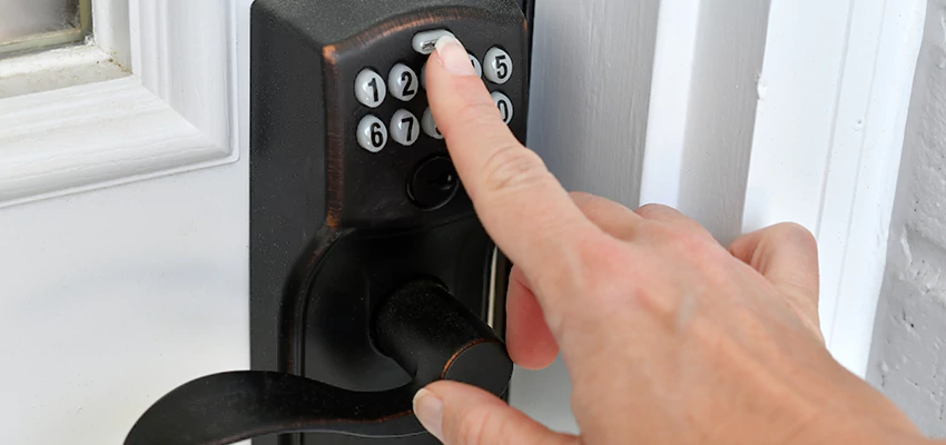 High-security Code Lock Ideas in Willowbrook, California