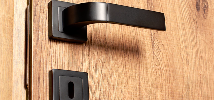 Weekend Lockout Assistance Troubleshooting in Willowbrook, California